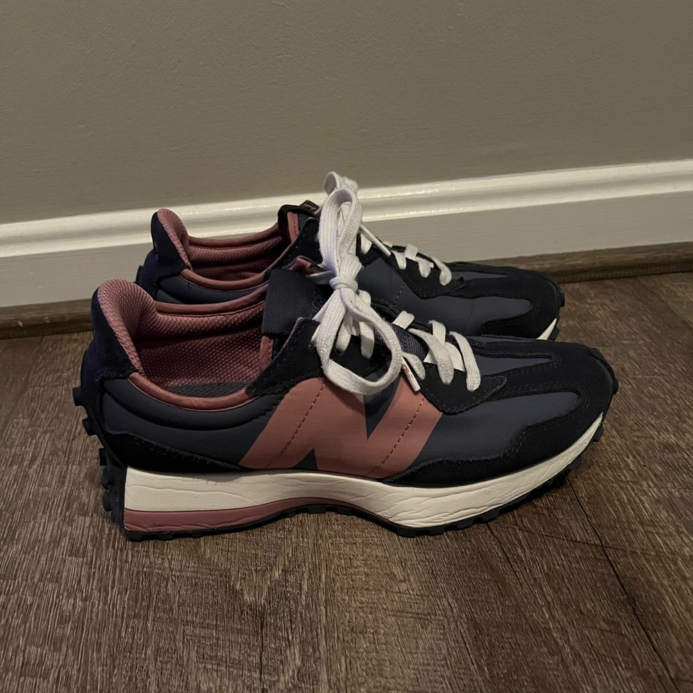 Figs x New Balance Space Navy women’s size 7